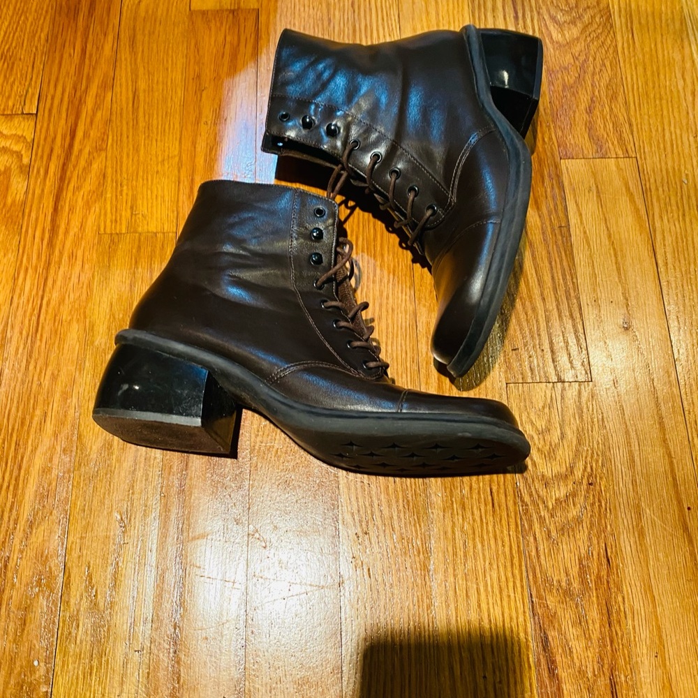 Booties - Picture 4 of 4